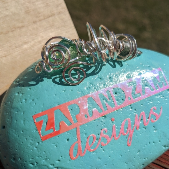 .925 Sterling Silver Pendant Mint Luster Crystal Quartz Stone Artisan Spiral - Picture 15 of 16